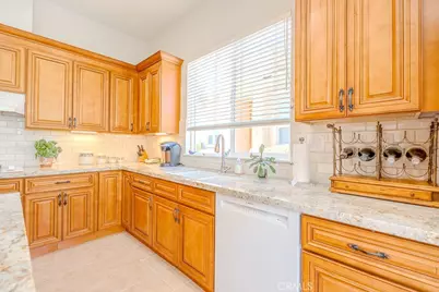 38677 Muirfield Drive, Murrieta, CA 92562 - Photo 36