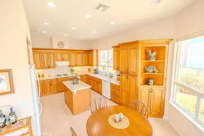 38677 Muirfield Drive, Murrieta, CA 92562 - Photo 52