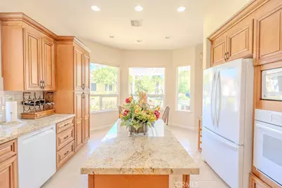 38677 Muirfield Drive, Murrieta, CA 92562 - Photo 34