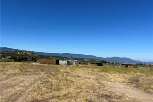 45015 Carrot, Aguanga, CA 92536 - Photo 2