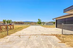 49585 Flightline Way, Aguanga, CA 92536 - Photo 20