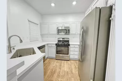 26526 Arboretum #2002, Murrieta, CA 92563 - Photo 2