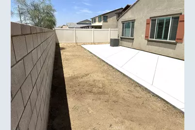1289 Kingfisher, Hemet, CA 92545 - Photo 40