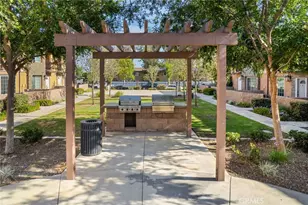 16408 Valencia Ave, Fontana, CA 92335 - Photo 28