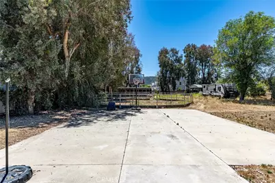 24425 Epson Court, Murrieta, CA 92562 - Photo 32