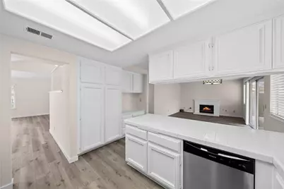 24784 Half Dome Court, Murrieta, CA 92562 - Photo 8