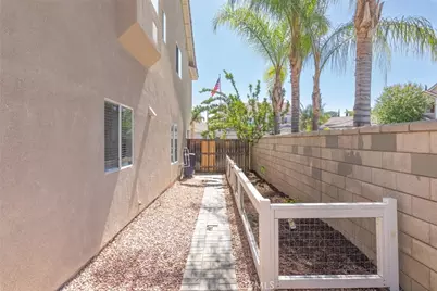 26369 Palisades, Murrieta, CA 92563 - Photo 34