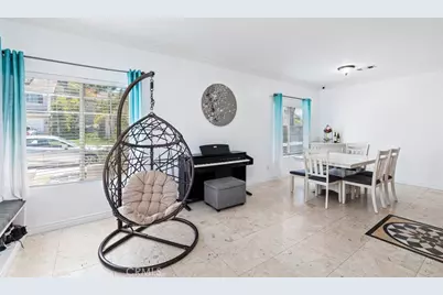 26369 Palisades, Murrieta, CA 92563 - Photo 6