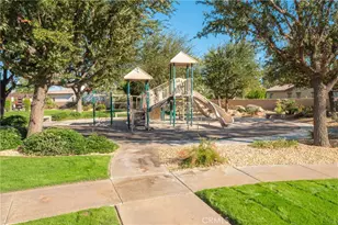 81968 Contento, La Quinta, CA 92253 - Photo 68