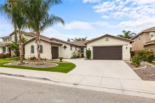 27977 River Shore Ct, Menifee, CA 92585 - Photo 2