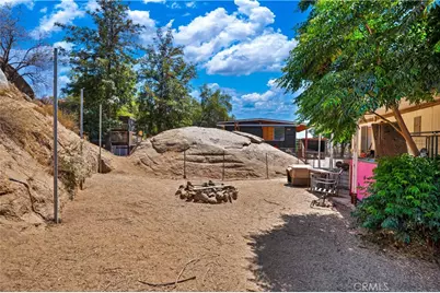 22740 Ramona, Nuevo, CA 92567 - Photo 20