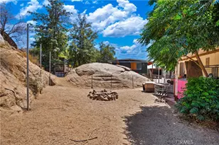 22740 Ramona, Nuevo, CA 92567 - Photo 20