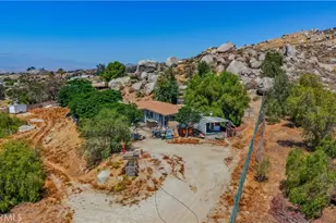 22740 Ramona, Nuevo, CA 92567 - Photo 2