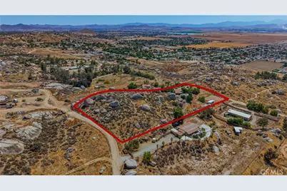 22740 Ramona, Nuevo, CA 92567 - Photo 4