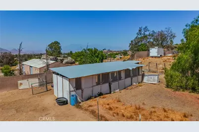22740 Ramona, Nuevo, CA 92567 - Photo 10