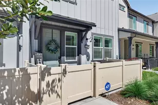 32486 Tannat Dr, Temecula, CA 92591 - Photo 2