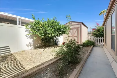 30727 Butia Palm Avenue, Homeland, CA 92548 - Photo 28