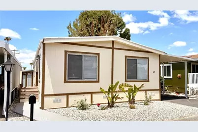 881 N Lake Street #69, Hemet, CA 92544 - Photo 2