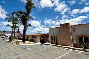 881 N Lake Street, Hemet, CA 92544 - Photo 38