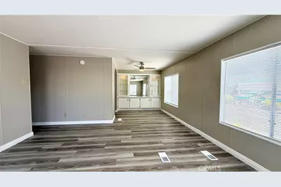 881 N Lake Street #69, Hemet, CA 92544 - Photo 10