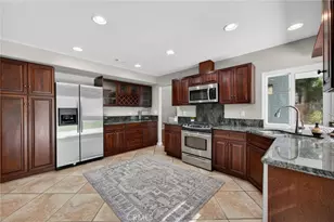 30180 Villa Alturas Dr, Temecula, CA 92592 - Photo 12