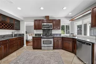 30180 Villa Alturas Dr, Temecula, CA 92592 - Photo 10