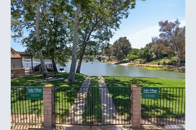 30180 Villa Alturas Drive, Temecula, CA 92592 - Photo 56