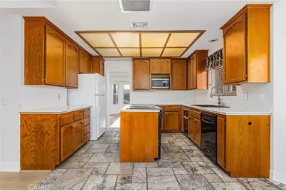 22627 Calcutta, Canyon Lake, CA 92587 - Photo 6