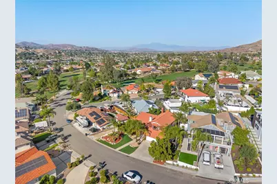 22627 Calcutta, Canyon Lake, CA 92587 - Photo 24