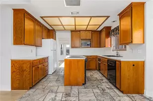 22627 Calcutta, Canyon Lake, CA 92587 - Photo 16