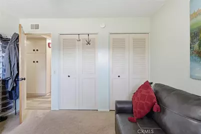 1381 Amberwood, Hemet, CA 92543 - Photo 18