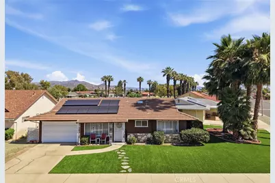 1381 Amberwood, Hemet, CA 92543 - Photo 2