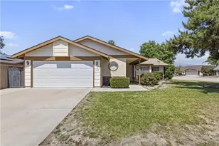726 Piccadilly Square, Hemet, CA 92544 - Photo 34