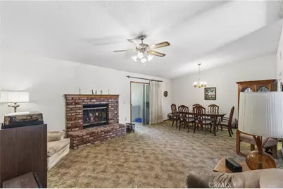 726 Piccadilly Square, Hemet, CA 92544 - Photo 2