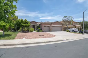 29264 Crystal Ridge Ct, Lake Elsinore, CA 92530 - Photo 46