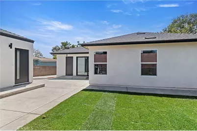 11018 S Chanera, Inglewood, CA 90303 - Photo 24
