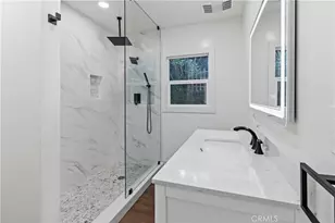 11018 S Chanera, Inglewood, CA 90303 - Photo 14