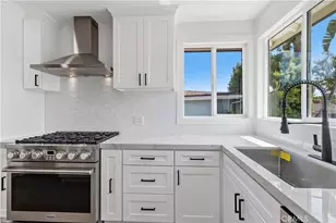 11018 S Chanera, Inglewood, CA 90303 - Photo 6