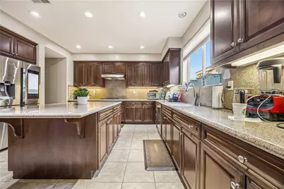 3317 Banyon Circle, Lake Elsinore, CA 92530 - Photo 2