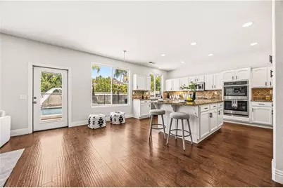 39638 Bayonne Place, Murrieta, CA 92562 - Photo 2