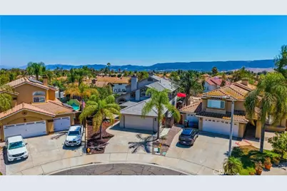 23839 Sweet Pea Court, Murrieta, CA 92562 - Photo 4
