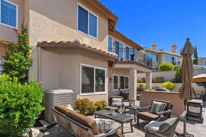 23785 Via Madrid, Murrieta, CA 92562 - Photo 32