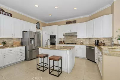 23785 Via Madrid, Murrieta, CA 92562 - Photo 12