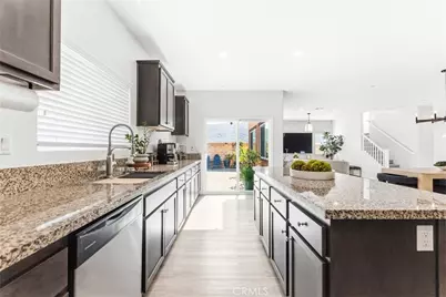 205 Windsor Grey, Fallbrook, CA 92028 - Photo 12