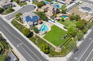 42490 Azure Sky Ct, Murrieta, CA 92562 - Photo 2