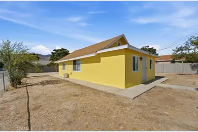 359 E 1st, San Jacinto, CA 92583 - Photo 2