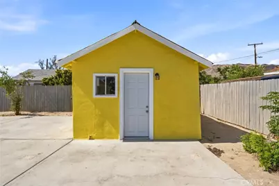 359 E 1st, San Jacinto, CA 92583 - Photo 8