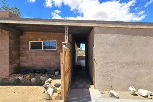 57492 Onaga Trail, Yucca Valley, CA 92284 - Photo 4