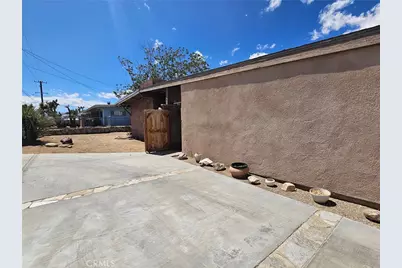57492 Onaga Trail, Yucca Valley, CA 92284 - Photo 44