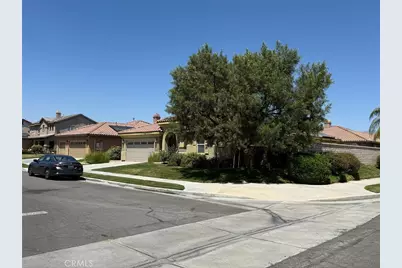 944 Paintbrush Trail, Hemet, CA 92545 - Photo 2
